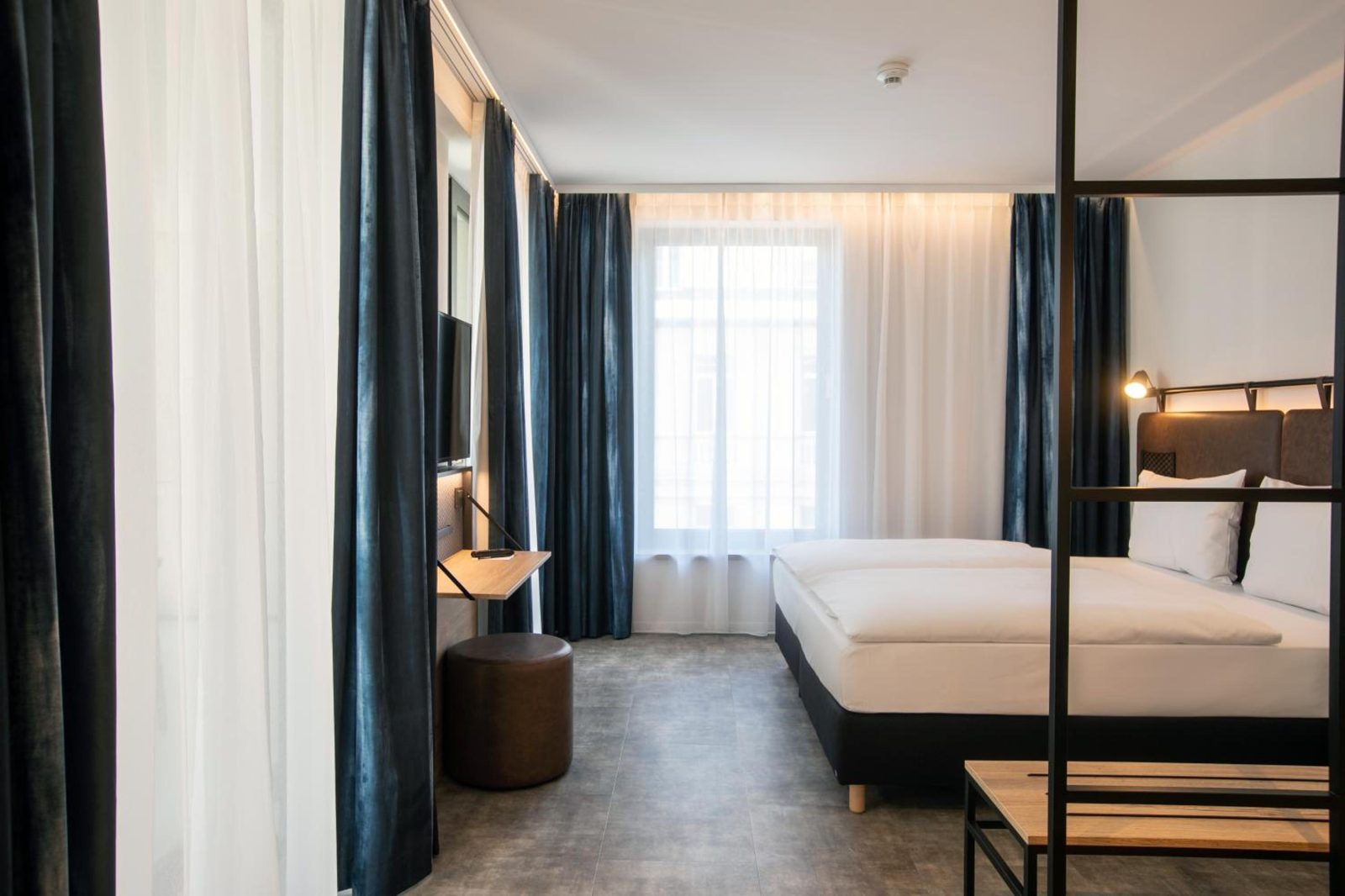 H2 Hotel Budapest — photo 6