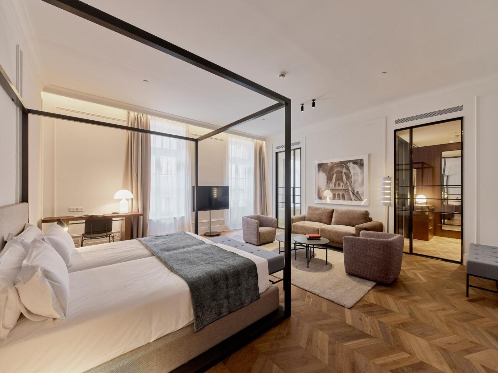 Kozmo Hotel Suites & Spa - Small Luxury Hotels of the World — photo 2