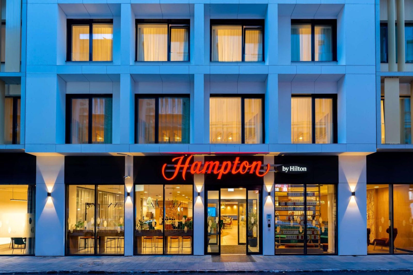 Hampton By Hilton Budapest City Centre — photo 2
